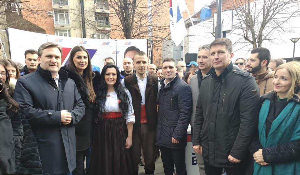 Selaković u subotu u centru Vranja. Foto GrO SNS