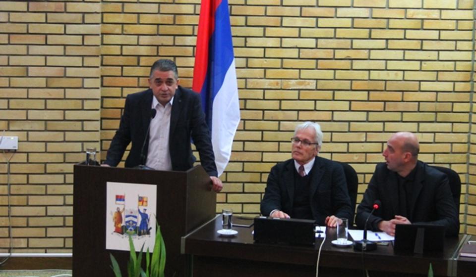 Igor Andonov smatra da aktuelna vlast ne vodi dobro finansije grada. Foto VranjeNews