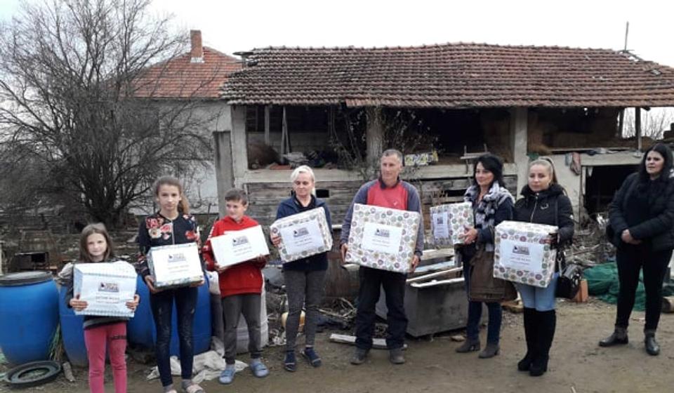 Mnogočlanoj porodici Pešić svaka pomoć dragocena. Foto Roditeljstvo plus 