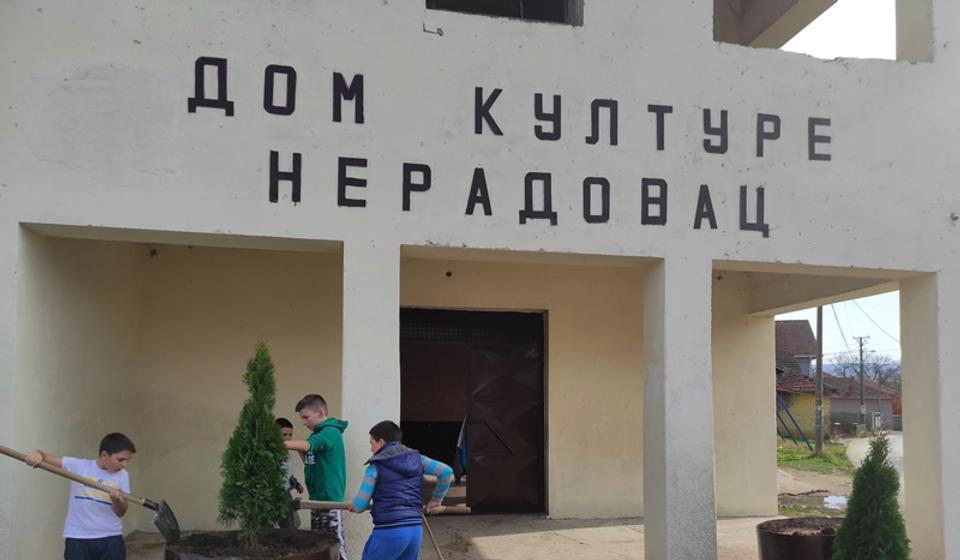 Foto Aktivisti iz komšiluka