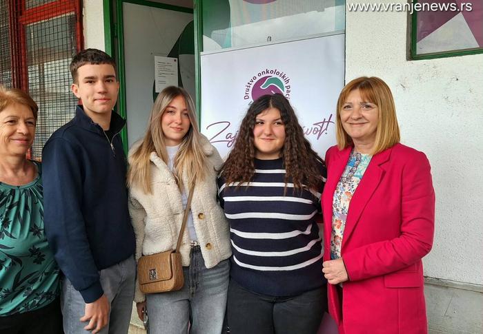 Nagrađeni. Foto Vranje news