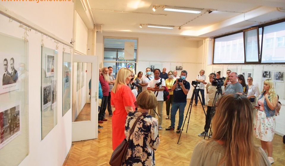 Sa otvaranja izložbe. Foto Vranje News