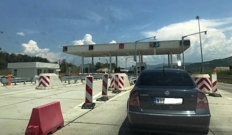 Naplatna rampa kod Vranja. Foto VranjeNews