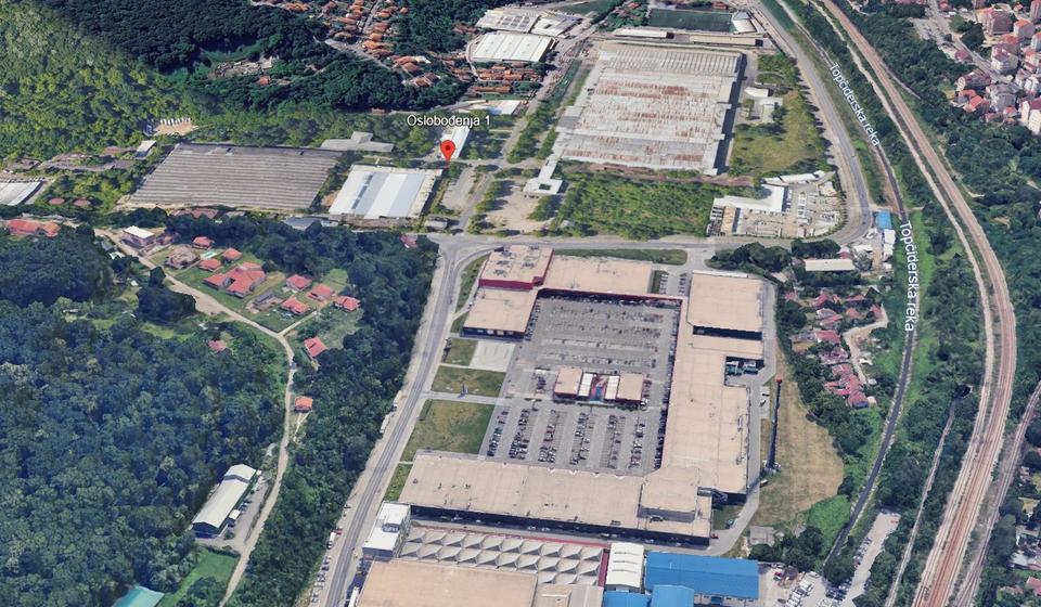 Veoma, veoma bogati novinari. Foto Google earth