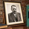 O temi će govoriti reditelj Nebojša Bradić i dramaturg Aleksandar Milosavljević. Foto AI ilustracija/Vranje news/Biblioteka Bora Stanković