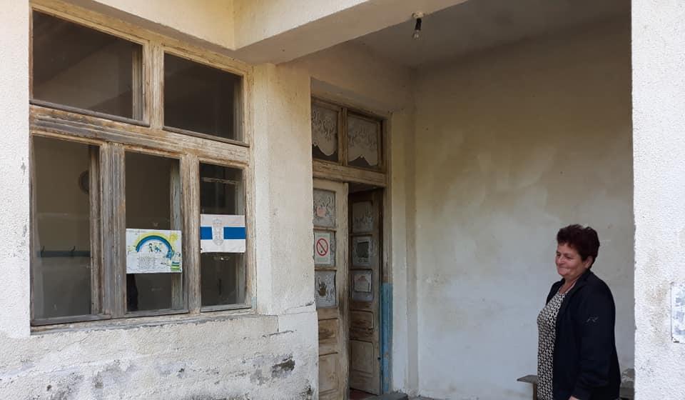 Niko ne zna kako se zmija uvukla u školu. Foto privatna arhiva