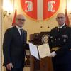 Goran Momčilović prima ukaz o unapređenju. Foto MOD