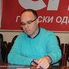 Preletače ispraćamo pićem i kolačima: Branimir Stojančić. Foto VranjeNews