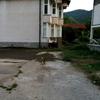 Scena iz školskog dvorišta u Trgovištu. Foto OO NS