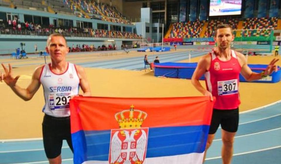 Kristijan Stošić (levo) proglašen je za najboljeg sportistu Vranja u 2018. godini. Foto privatna arhiva