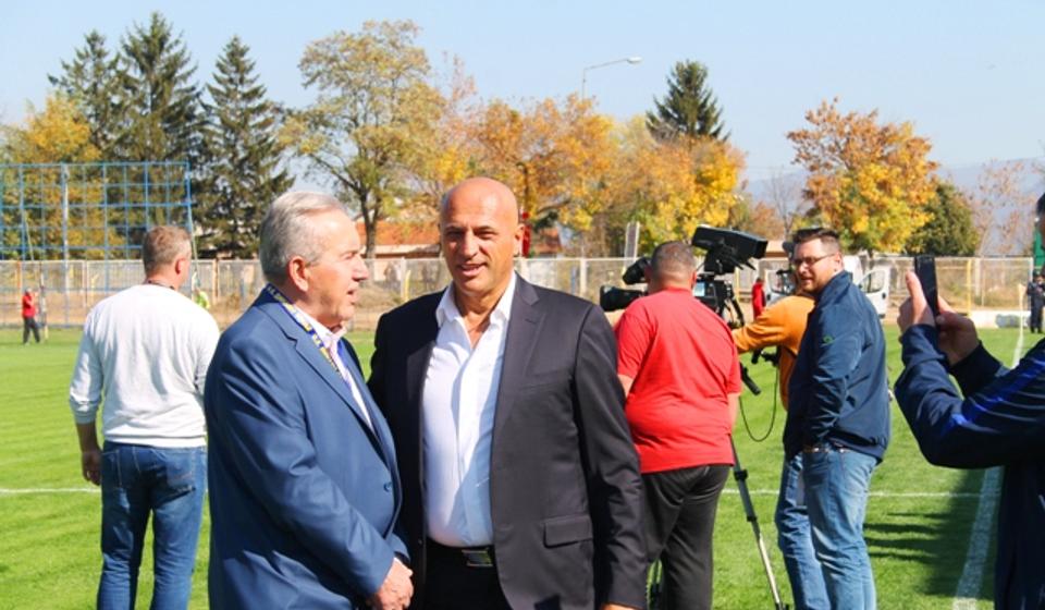 Nervoza pred meč sezone: predsednik i trener Dinama Dragan Antić. Foto VranjeNews