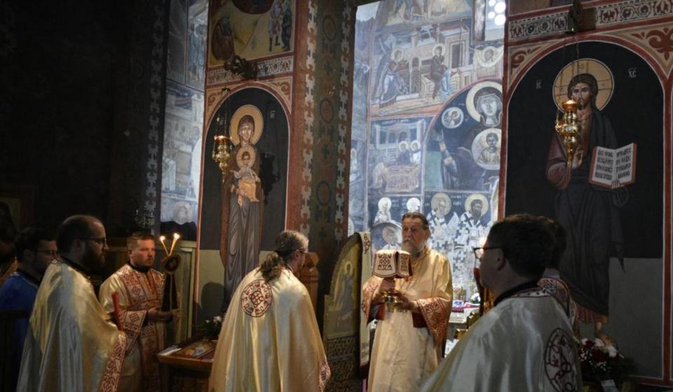 Liturgija pre početka naučnog skupa. Foto Eparhija vranjska