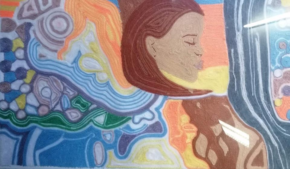 Sliku za humanitarnu akciju već je darovala Anđela Manasijević iz Vranja, studentkinja prve godine Tekstilnog odseka Fakulueta umetnosti u Leskovcu. Foto NU