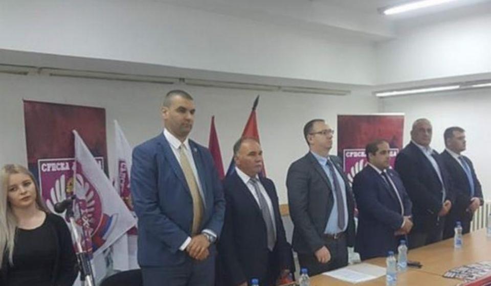 Miša Vacić na osnivanju odbora Srpske desnice u Bujanovcu. Foto Bujanovačke