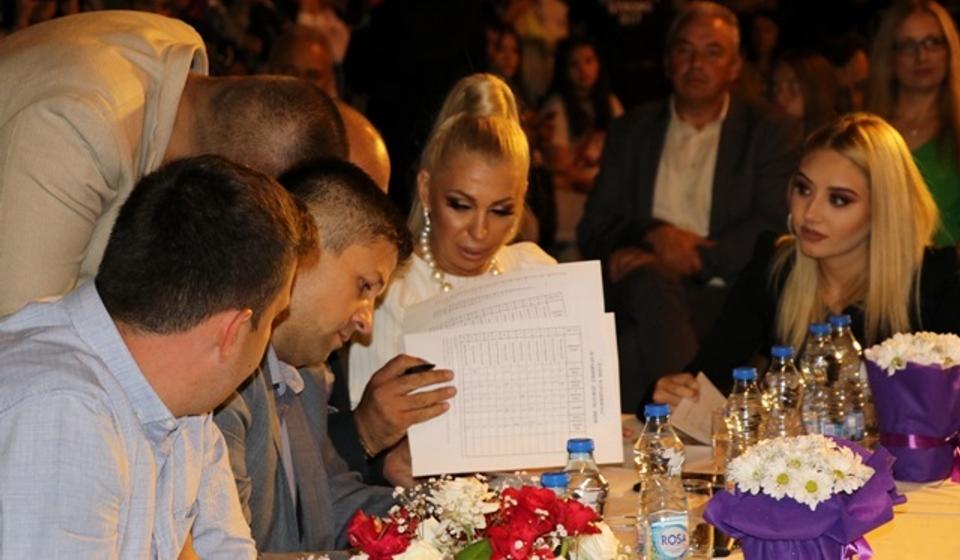 Žiri je većao kratko i efikasno. Foto VranjeNews