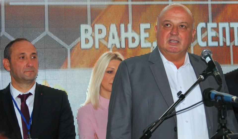 Pčelarska porodica u Srbiji veća za 1.000 članova: Velimir Stanojević. Foto VranjeNews