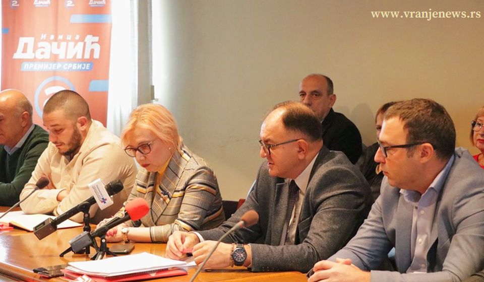 Danas u sedištu SPS-a u Vranju promovisani poslanički i odbornički kandidati iz Vranja sa liste Ivica Dačić - Premijer Srbije. Foto Vranje News