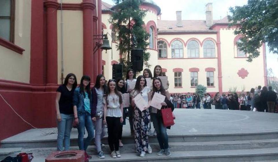 Šest nagrada. Foto privatna arhiva