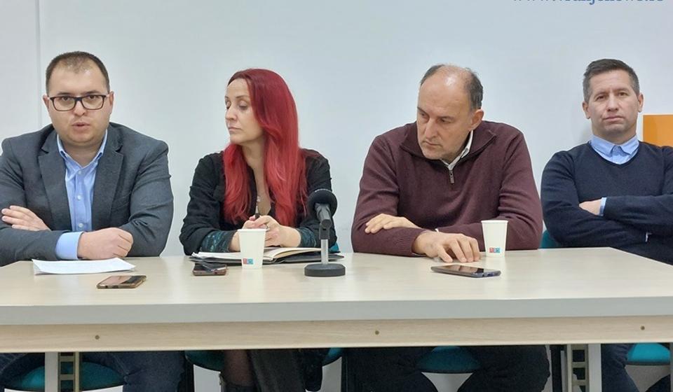 Prazan džep usmerava izbore, smatraju u koaliciji: sa današnje konferencije za medije. Foto Vranje News