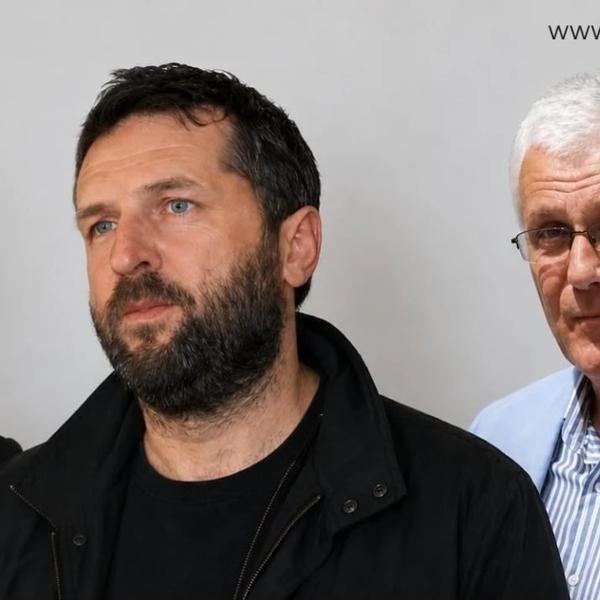Sve je isto, samo njih ima: Nikolić i Nikolić (Nika, desno). Foto Vranje news