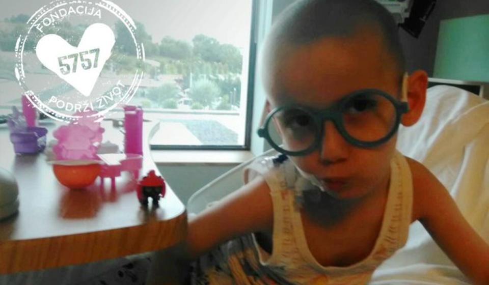 Pomozimo slanjem SMS-a na 5757. Foto Fondacija Podrži život