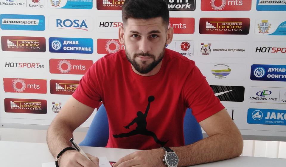 Potpisao na dve godine: Milan Makarić. Foto FK Radnik