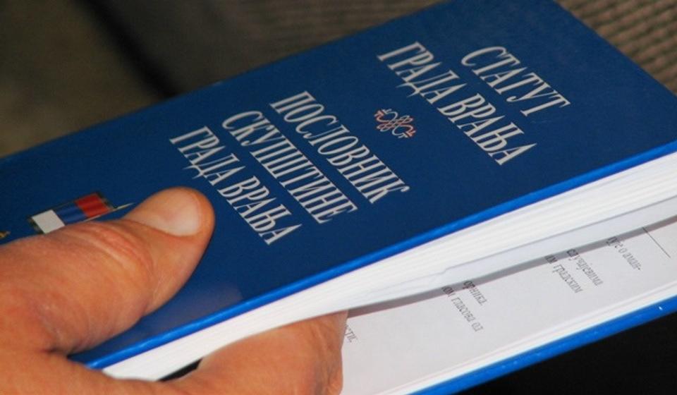 Usvojena i Odluka o promeni Poslovnika Skupštine grada Vranja. Foto Vranje News