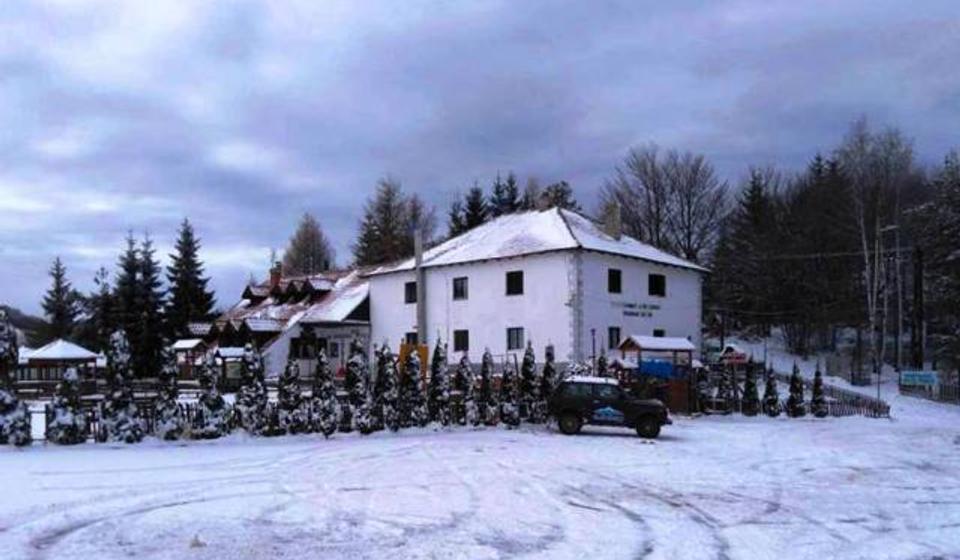 Planinarski dom na Besnoj kobili. Foto TOV