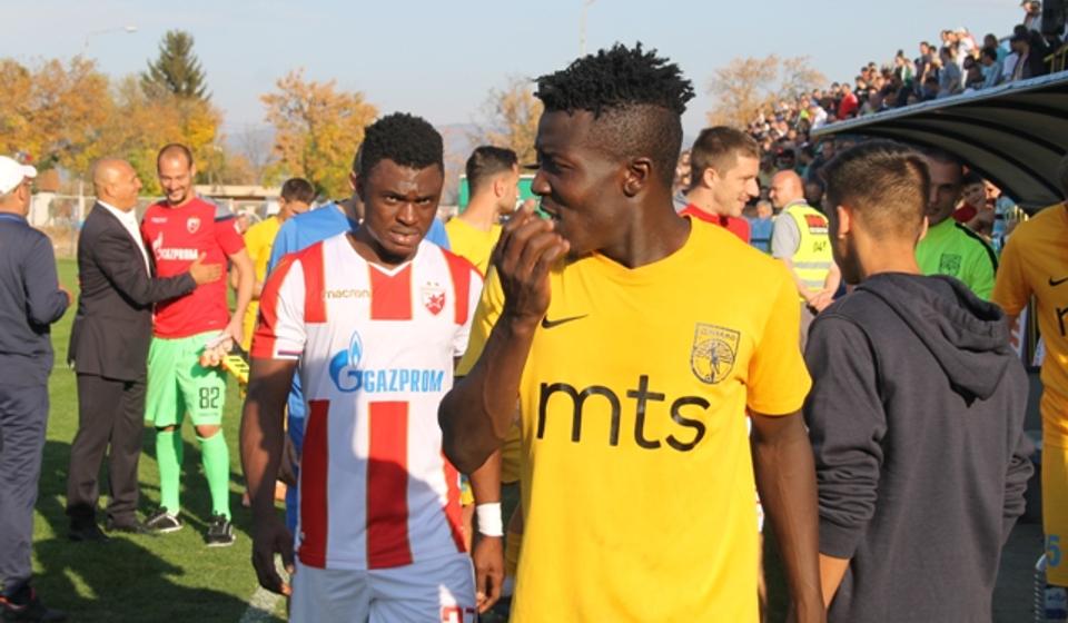 Procenjena vrednost Surake (u žutom dresu) na specijalizovanom sajtu Transfermarkt je 250.000 evra. Foto VranjeNews