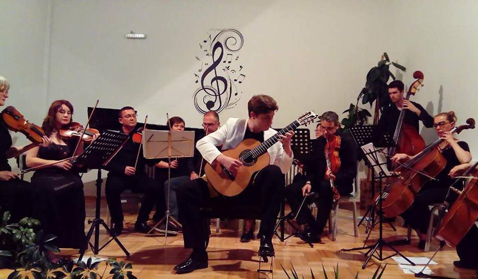 Foto amorosostrings.rs