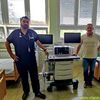 Dr Nikola Gogić sa predstavnikom firme Profesional Medic. Foto Vranje News