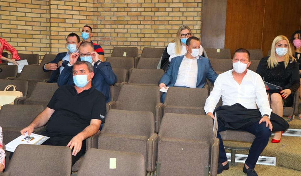 Odbornici Srpske desnice. Foto Vranje News