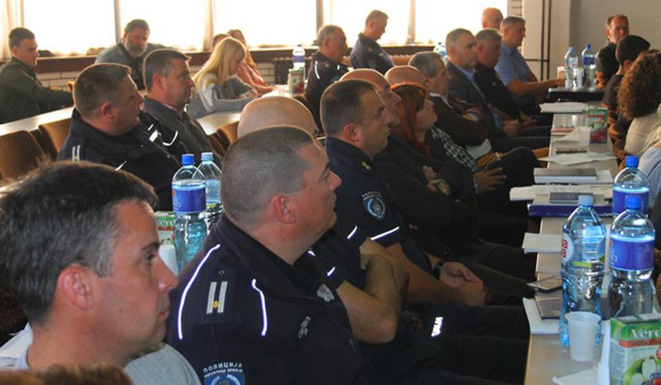 Surdulohanizacija vranjske policije. Foto VranjeNews