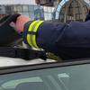 Sad ćeš ti da vidiš: vađenje "teftera" i momenti policijske brutalnosti prema našem uredniku. Foto Vranje News
