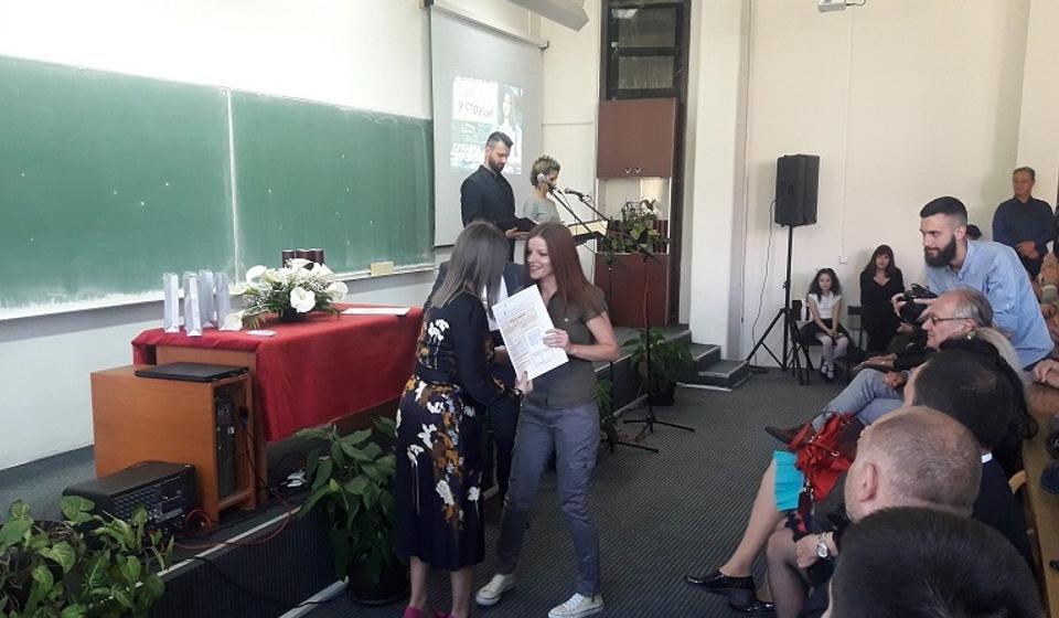 Uručenje nagrada studentima. Foto Grad Vranje