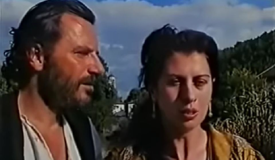 Rade Šerbedžija i Maja Stojanović u jednoj od scena Nečiste krvi. Foto printscreen Youtube