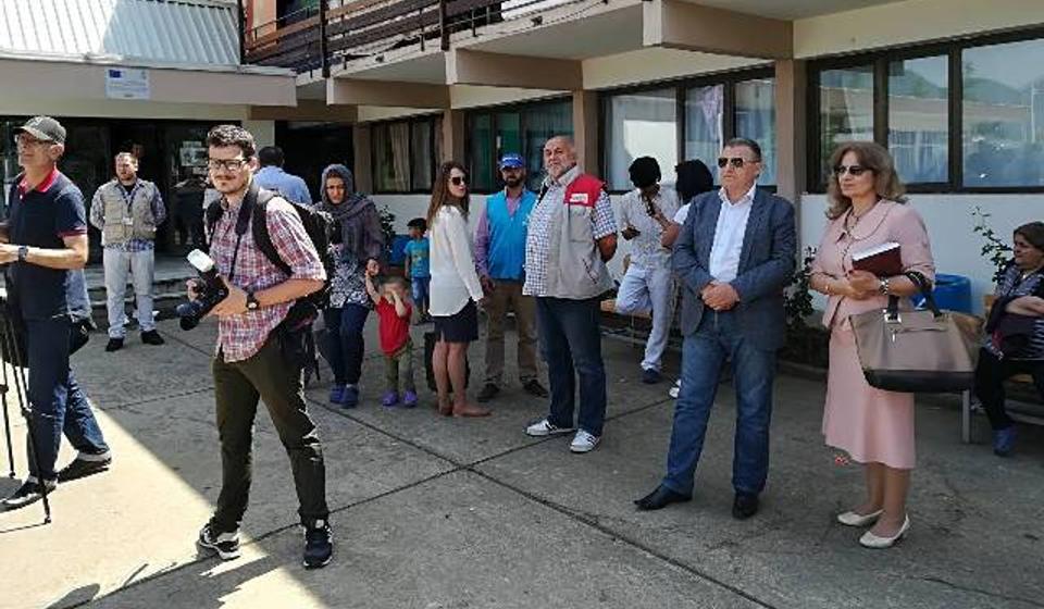 Funkcioneri grada dočekuju visoke goste. Foto VranjeNews