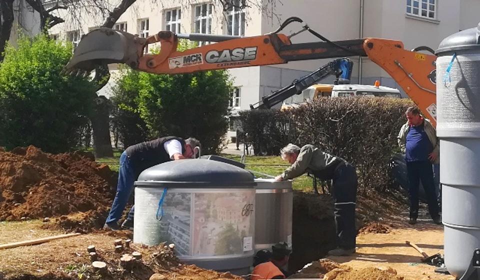 U gradu se postavljaju podzemni kontejneri. Foto VranjeNews