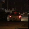 Policija na licu mesta u Ulici Ive Andrića gde je osumnjičeni počinio samoubistvo. Foto Vranje News