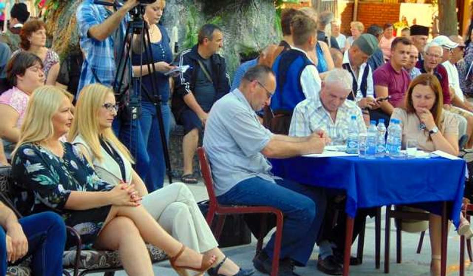 Stručni žiri nije imao lak zadatak. Foto NU