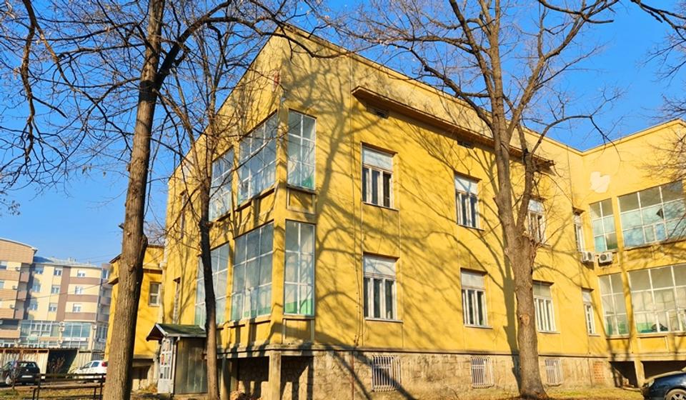 Stara hirurgija, jedna od dve COVID bolnice u Vranju. Foto ZC Vranje