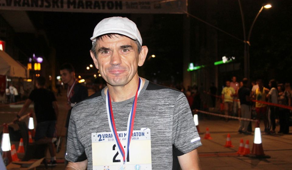 Trećeplasiran Saša Gacik, državni reprezentativac u ultramaratonu. Foto VranjeNews