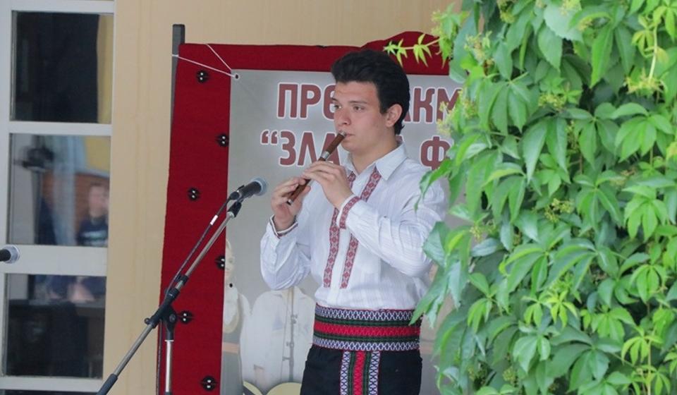 Atanasije Nedeljković, najbolji u kategoriji od 12 do 16 godina. Foto Vranje News