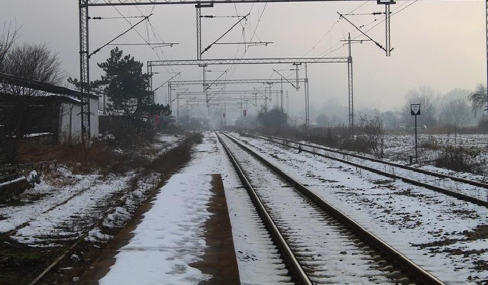 Zastarelu prugu od Beograda do Niša trebalo bi da zameni moderna koja će omogućiti brzine do 200 kilometara na sat. Foto ilustracija Vranje News