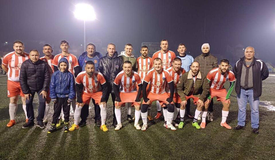 Vranjski tim pre utakmice sa Suvojnicom. Foto Radnički 2021