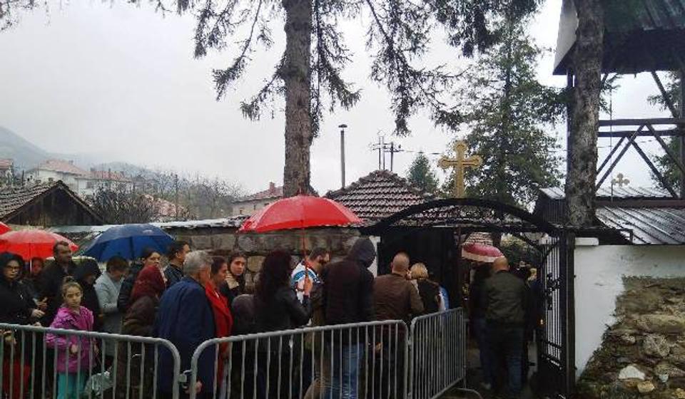 Gužva na ulazu. Foto VranjeNews