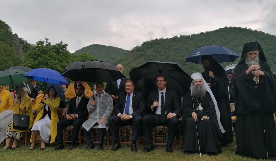 Vučićeva poseta Manastiru Prohor Pčinjski 2021, povodom devet i po vekova postojanja ove svetinje. Foto ilustracija vranje.org.rs