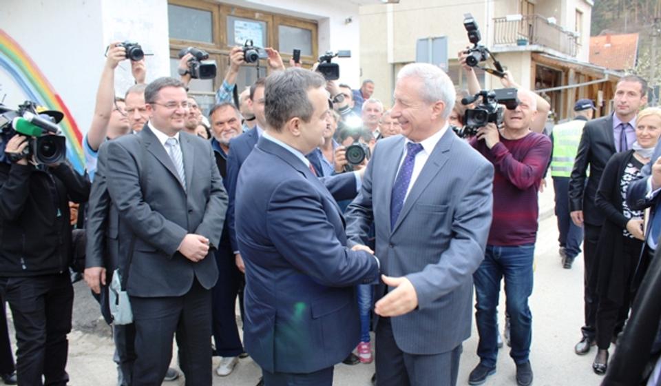 Ivica Dačić i bugarski premijer Gerdžikov u Bosilegradu. Foto Vranjenews