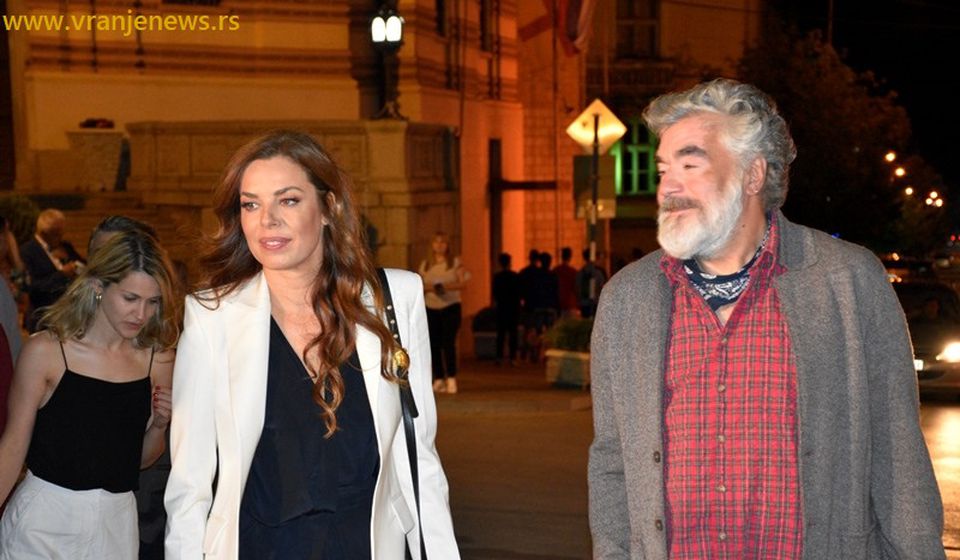 Katarina Radivojević i režiser Milutin Petrović. Foto Vranje News