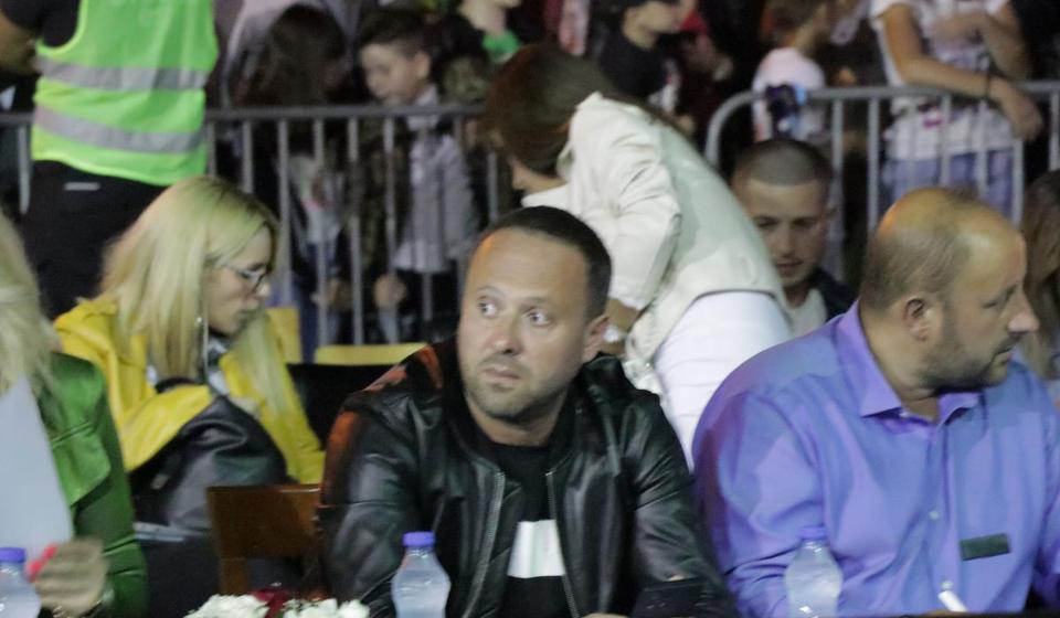 Sve je pod kontrolom: dok se projekti realizuju nesmetanom dinamikom, vlasnik i direktor stiže i da participira u žiriju izbora za 